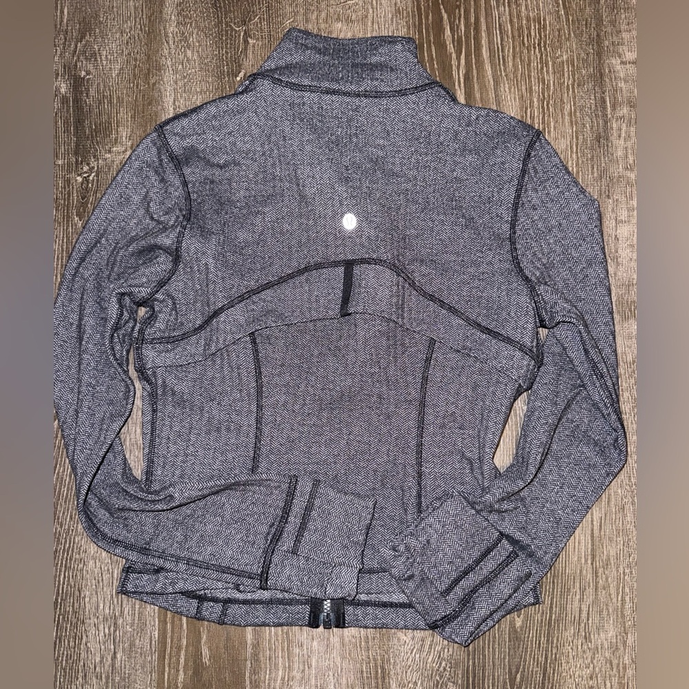 Lululemon herringbone cropped define jacket - Picture 2 of 2